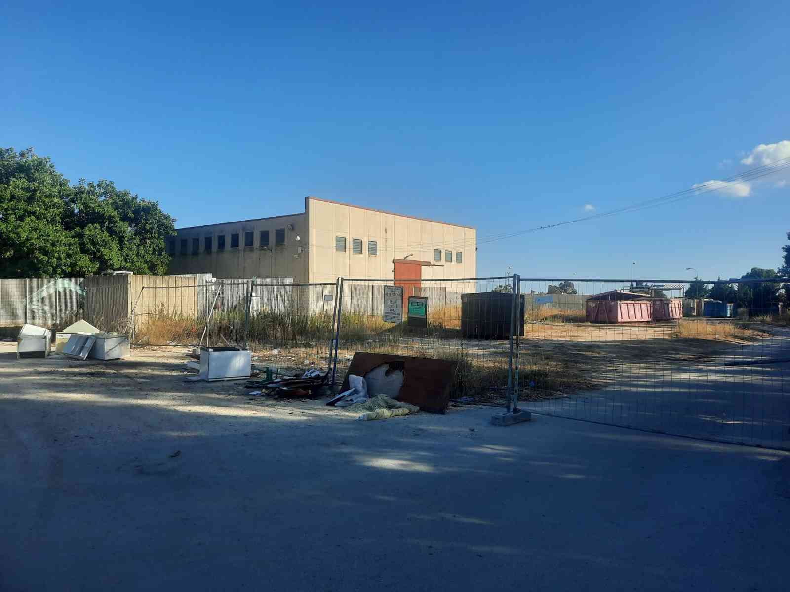 Immagine articolo: Menfi, il Vice Sindaco replica a Viviani: “Critiche senza proposte, agosto è sempre un periodo critico per la gestione dei rifiuti“