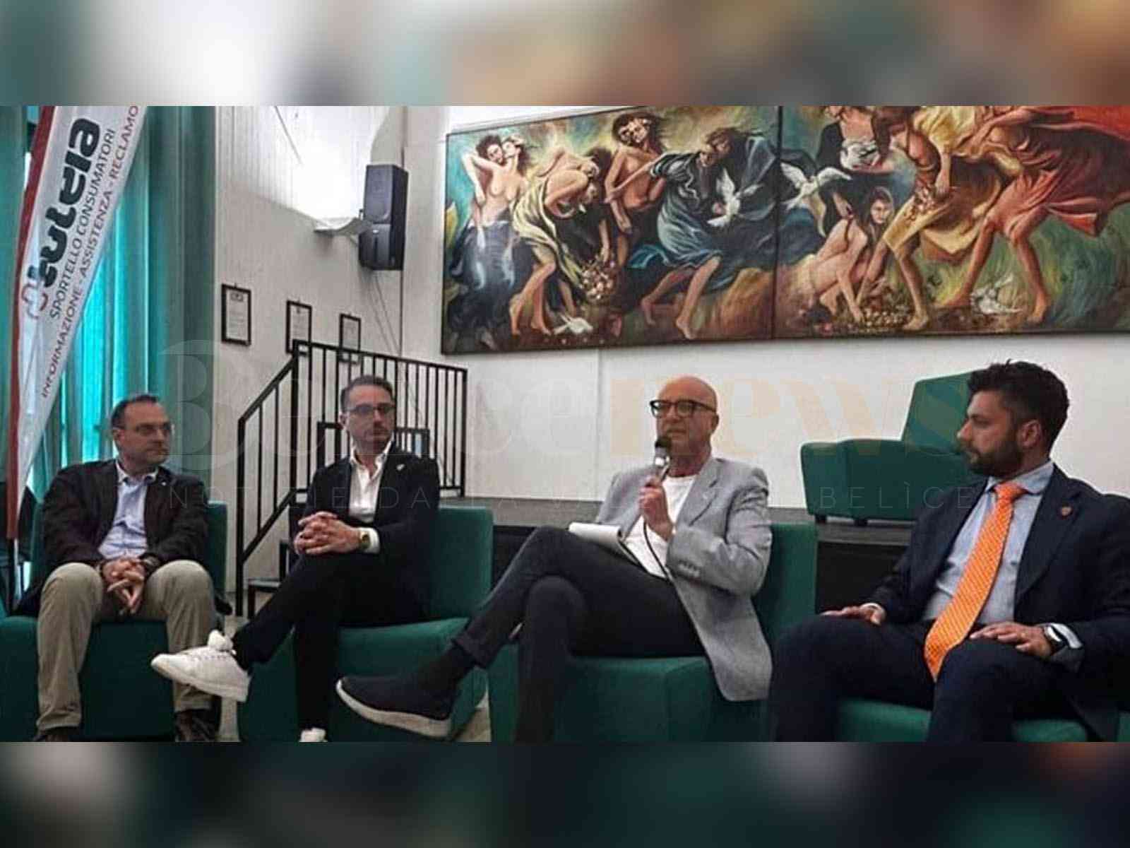 Immagine articolo: Frodi per 500 milioni in tre anni: a Menfi esperti a confronto. Lanzarone: “Le truffe possono colpire chiunque“