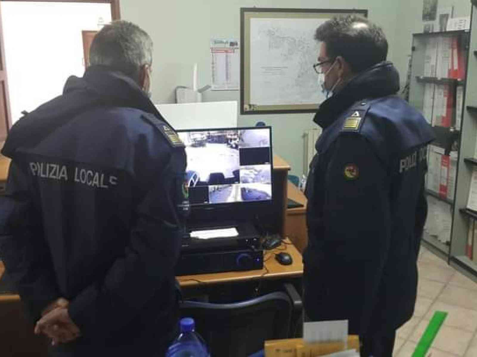 Immagine articolo: Santa Margherita di Belice, mano dura del Corpo di Polizia Municipale. Nel mirino un gruppo di ragazzi che hanno creato assembramenti