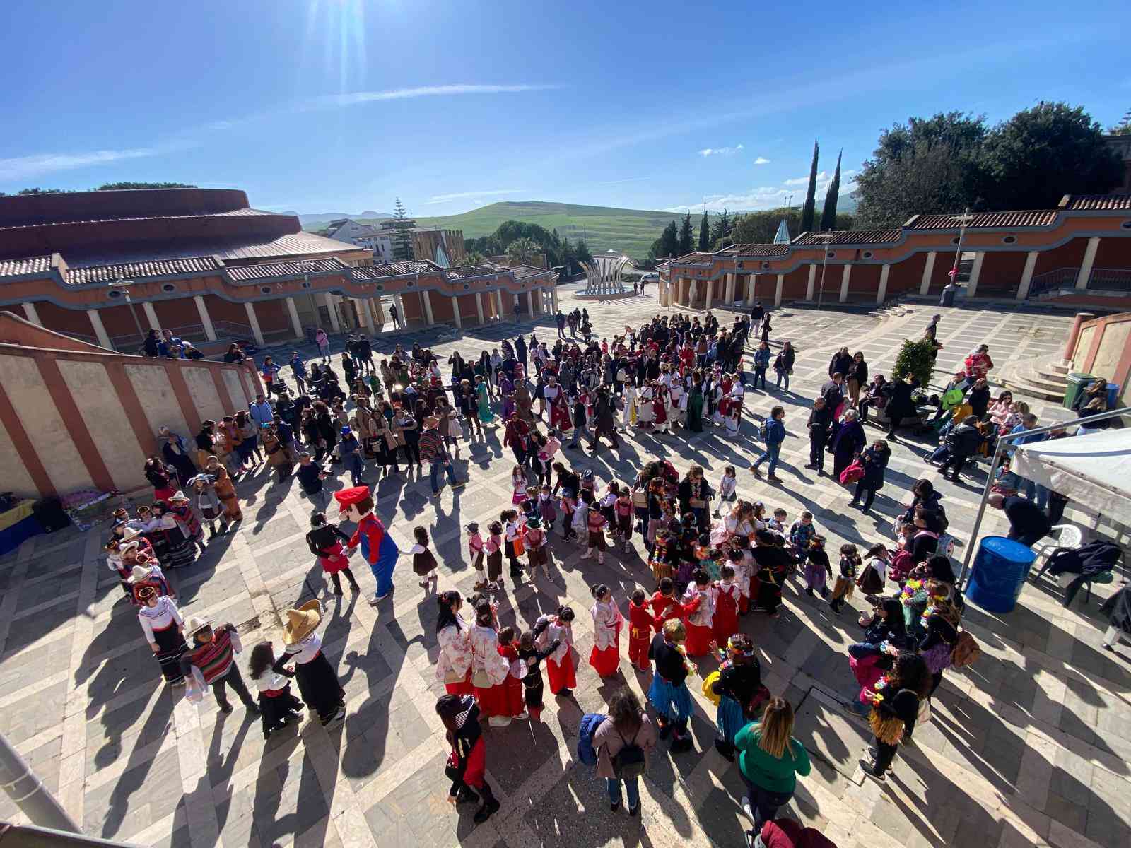 Immagine articolo: Le scuole di Salaparuta e Poggioreale festeggiano il carnevale