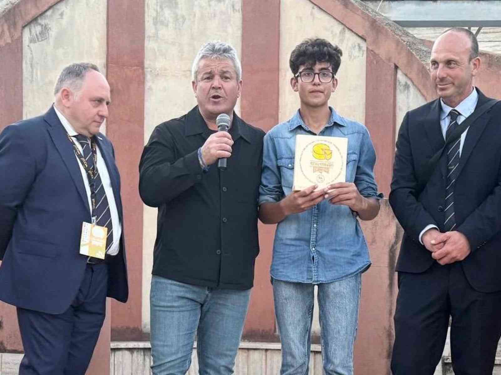 Immagine articolo: Poggioreale. Giuseppe Roppolo è il “più giovane pastore della Valle del Belice”