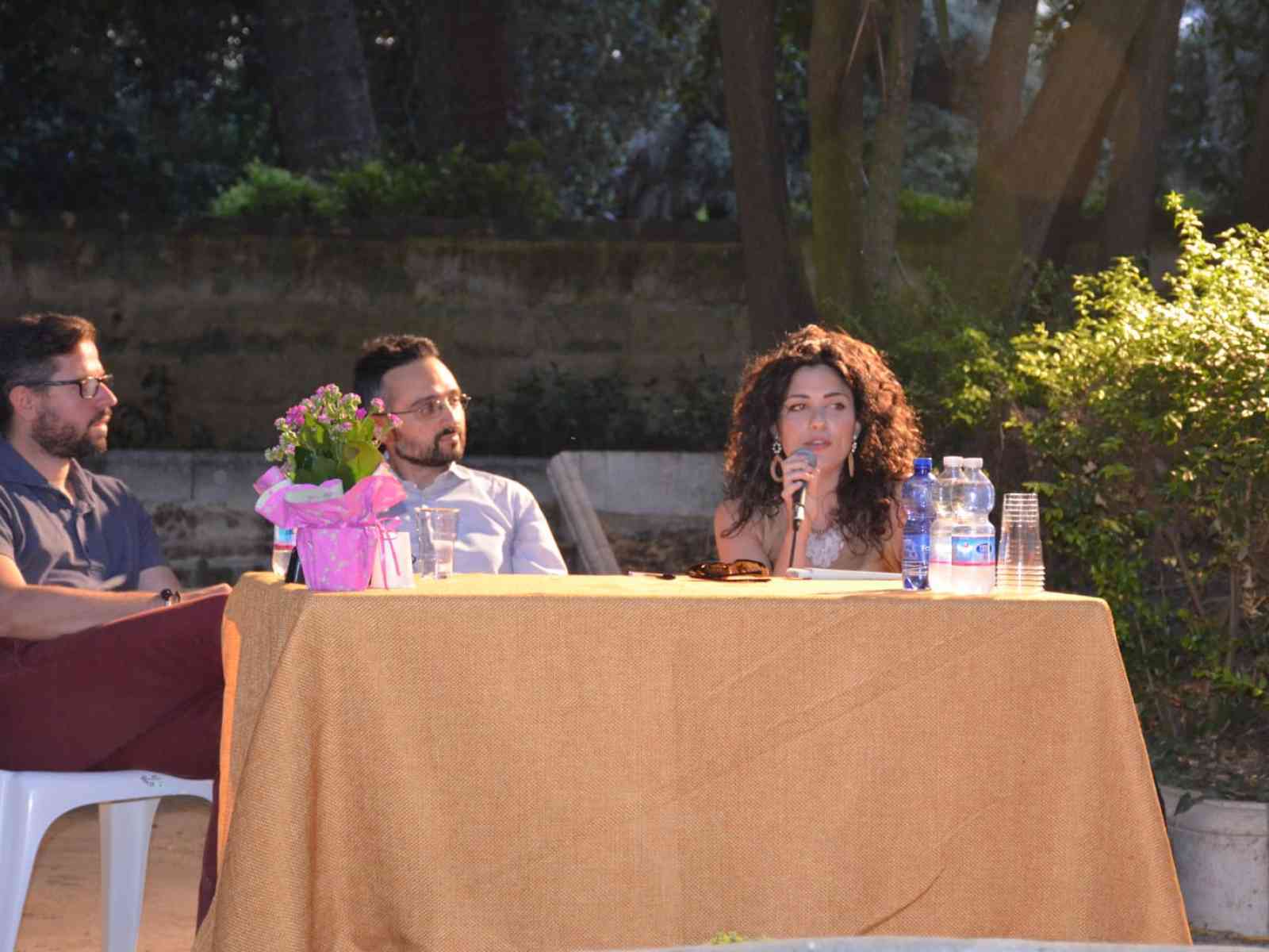 Immagine articolo: Santa Margherita, grande successo di pubblico per “ I borghi di Sicilia“. 5 paesi del Belice hanno trovato spazio nel libro