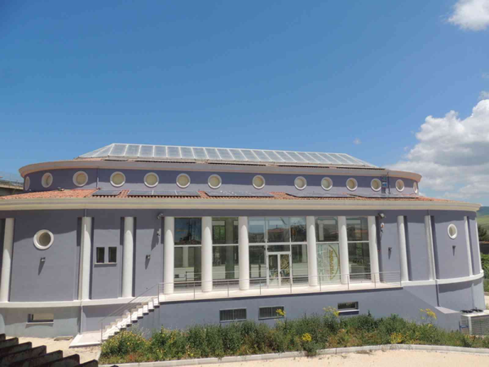 Immagine articolo: Poggioreale, una sola domanda per affidamento della piscina comunale. Comune proroga i termini del bando