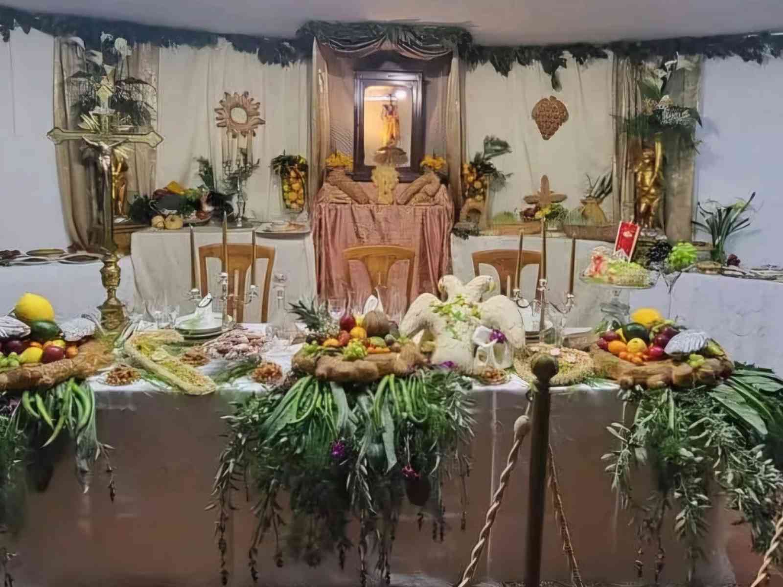 Immagine articolo: A Menfi la Tavolata di San Giuseppe organizzata dalla Parrocchia BMV del Soccorso