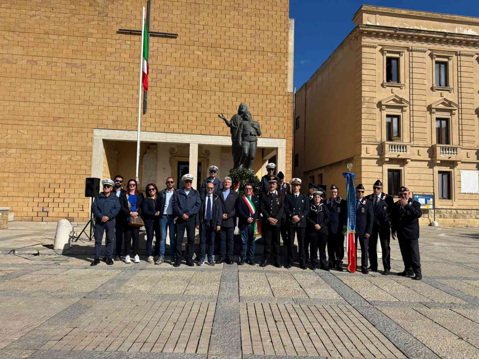 Immagine articolo: Menfi celebra la Giornata dell'Unità Nazionale e delle Forze Armate